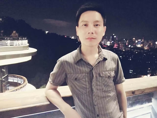 幕秋的第二张照片--古田认干亲服务网